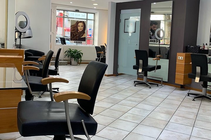 Salon Coiffeur Hackl in der Lange Gasse